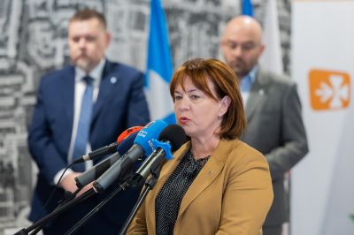 Konferencja prasowa dot. przekazania miastu dotacji przez Stowarzyszenie Miast Francuskich, fot. Grzegorz Bukała / Urząd Miasta Rzeszowa